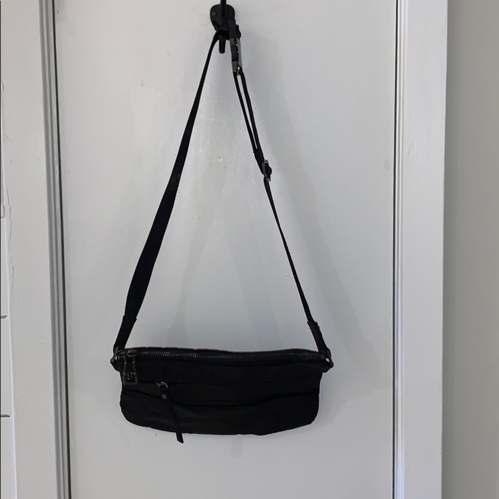 lululemon crossbody/fanny pack